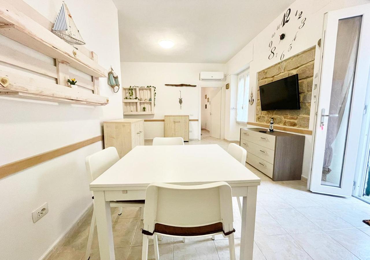 马达莱纳Pgs Immobiliare Srls Residenza Marino Bilocale In Centro Storico La Maddalena公寓 外观 照片